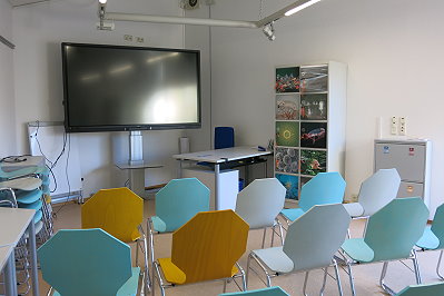 Friendly lecture room