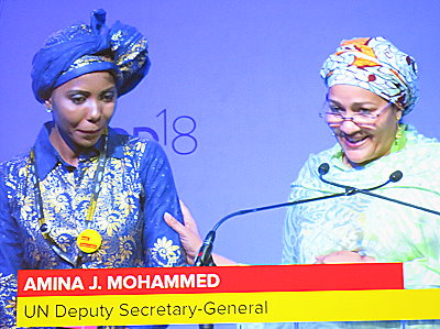 Amina J. Mohammed, stellvertretende Generalsekretärin der Vereinten Nationen, rechts