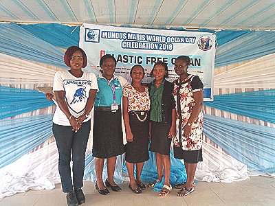 Mundus maris volunteers for World Oceans Day 2018 in FUTA - from Left, Lola, Lydia, Idara, Janet and Deborah